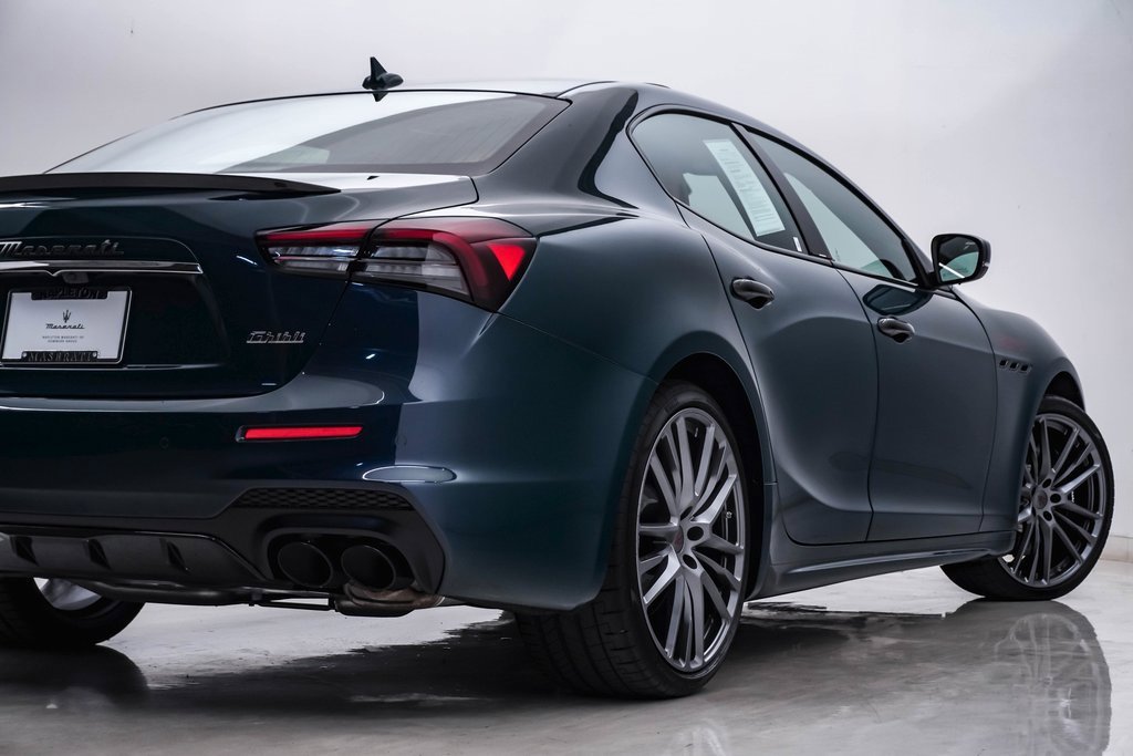 Used 2024 Maserati Ghibli Trofeo image 10