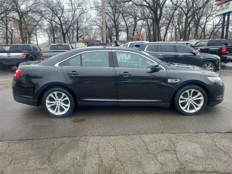 Used 2013 Ford Taurus SEL FWD image 8