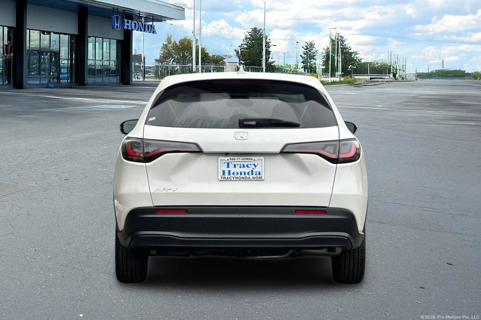 New 2026 Honda HR-V LX image 5