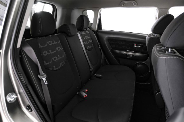 Used 2013 Kia Soul + image 31