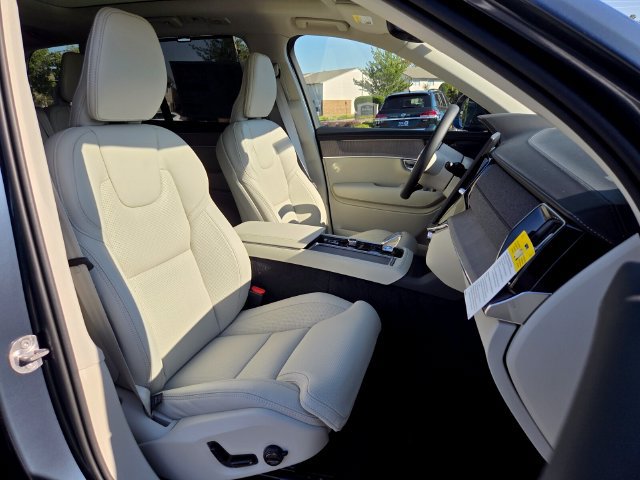 New 2027 Volvo XC90 B6 Ultra AWD/4WD image 17