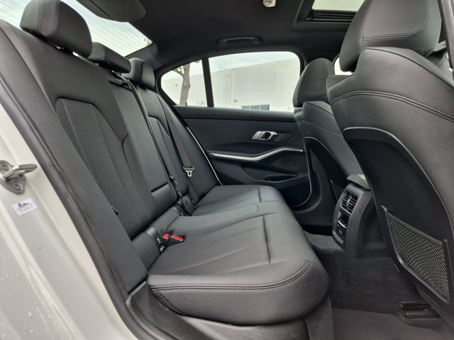 Used 2021 BMW 330i Sedan RWD image 21