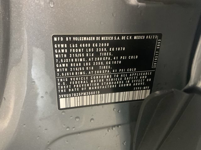 Used 2023 Volkswagen Taos SE AWD/4WD image 27