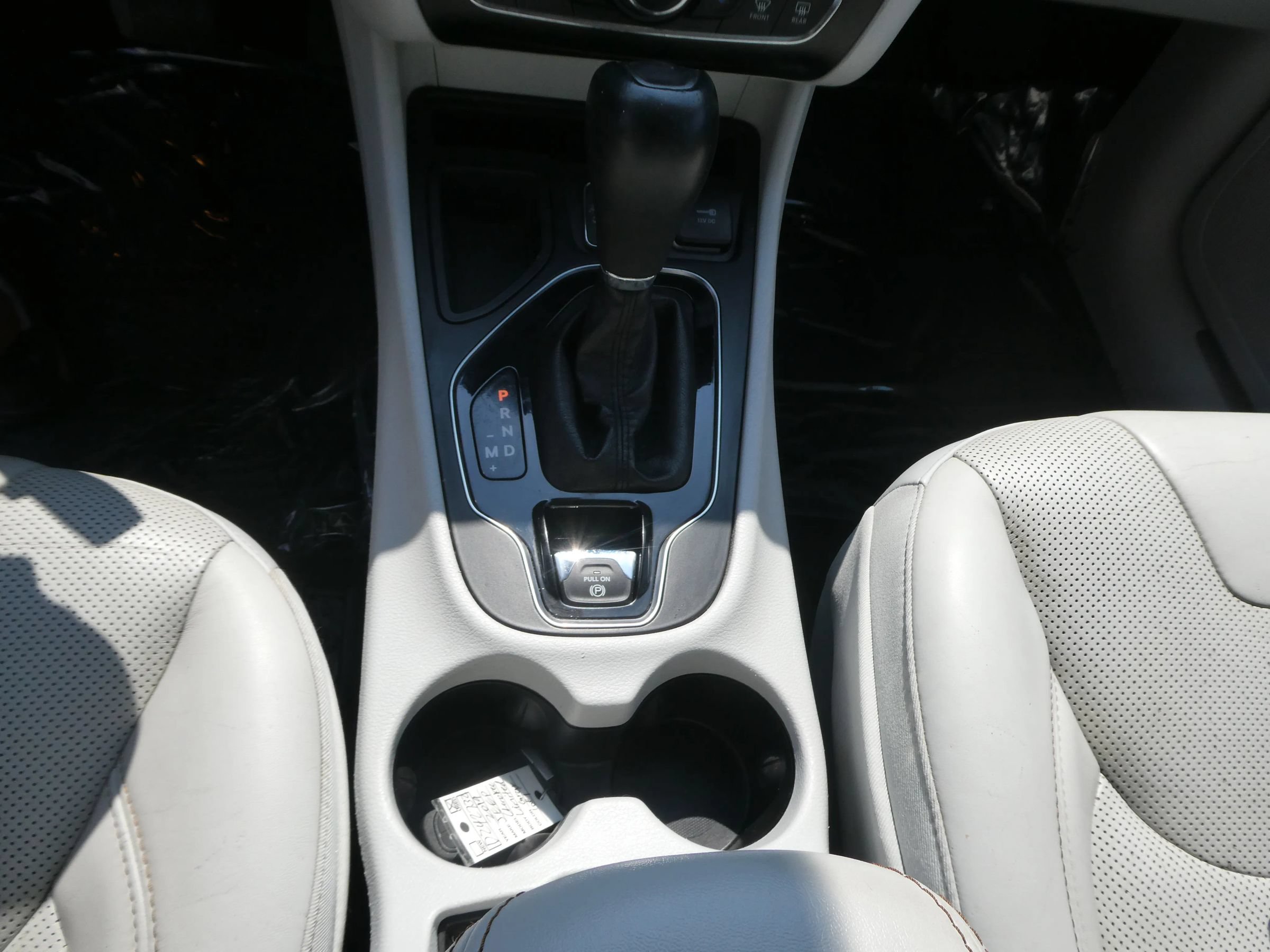 Used 2019 Jeep Cherokee Limited FWD image 23