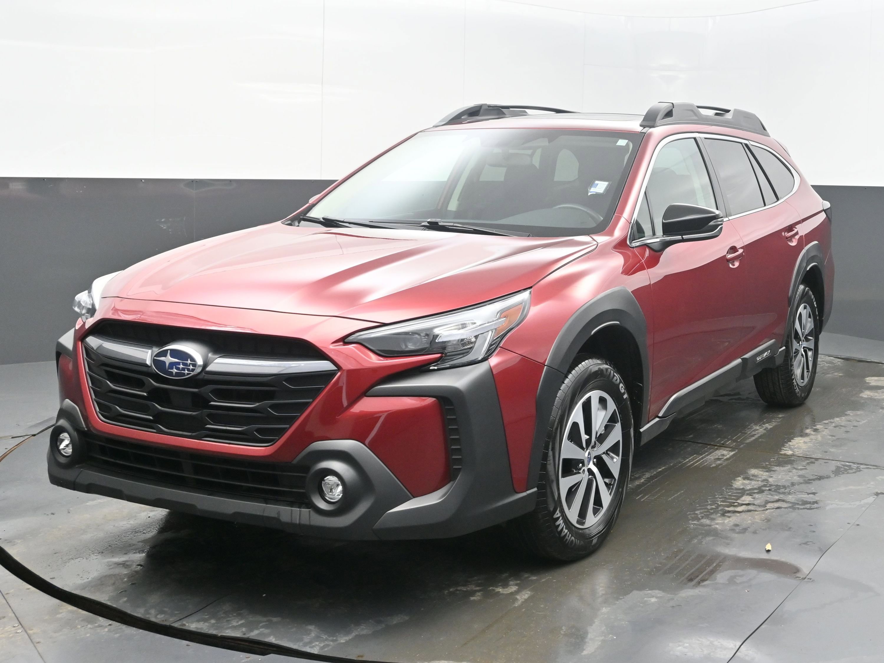 Used 2025 Subaru Outback Premium image 4