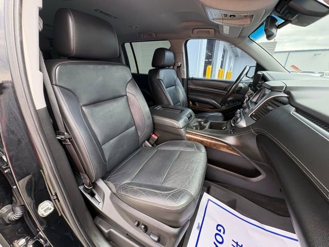Used 2018 Chevrolet Suburban LT RWD image 32