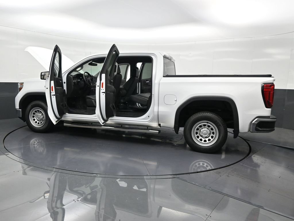 Used 2020 GMC Sierra 1500 2WD Crew Cab w/ Sierra Value Package image 34