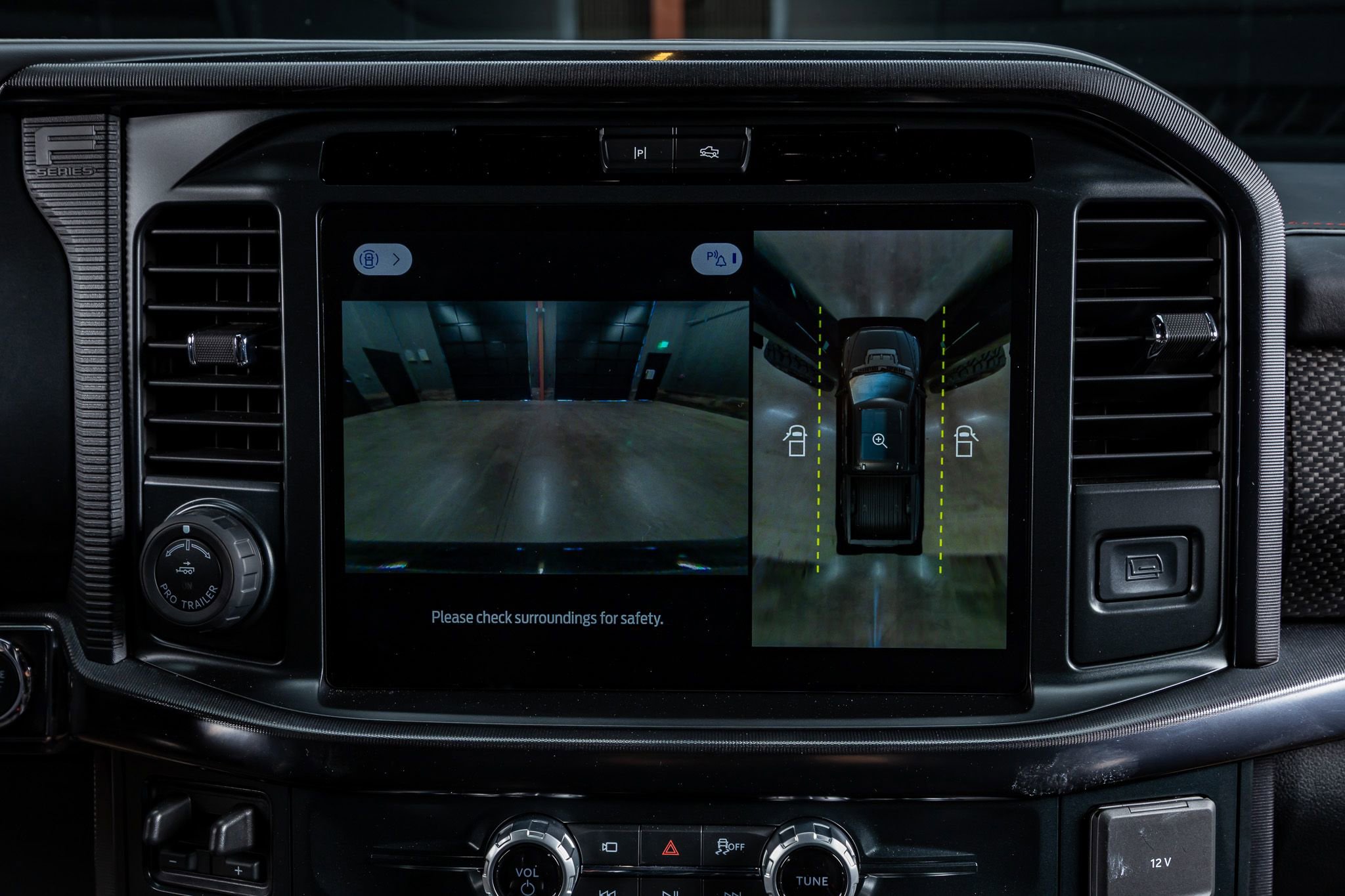 Used 2025 Ford F150 Raptor w/ Equipment Group 803A Raptor R image 26