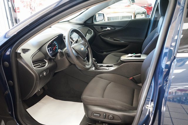 Used 2022 Chevrolet Malibu LT image 23