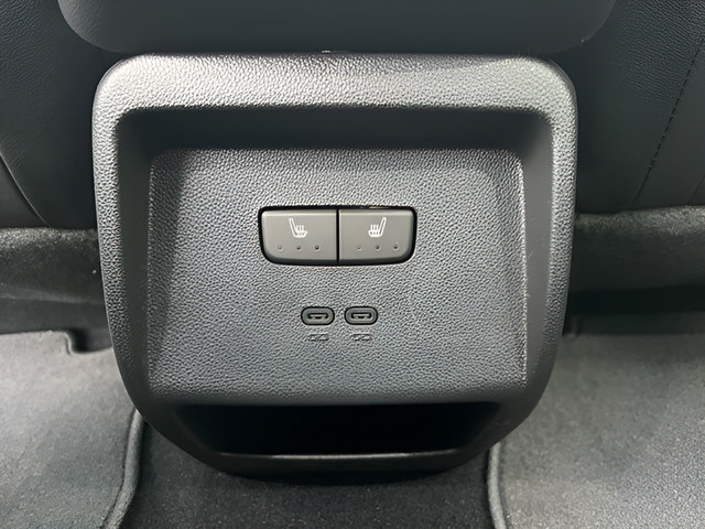 New 2026 Chevrolet Equinox EV RS w/ Active Safety Package 3 AWD/4WD image 31