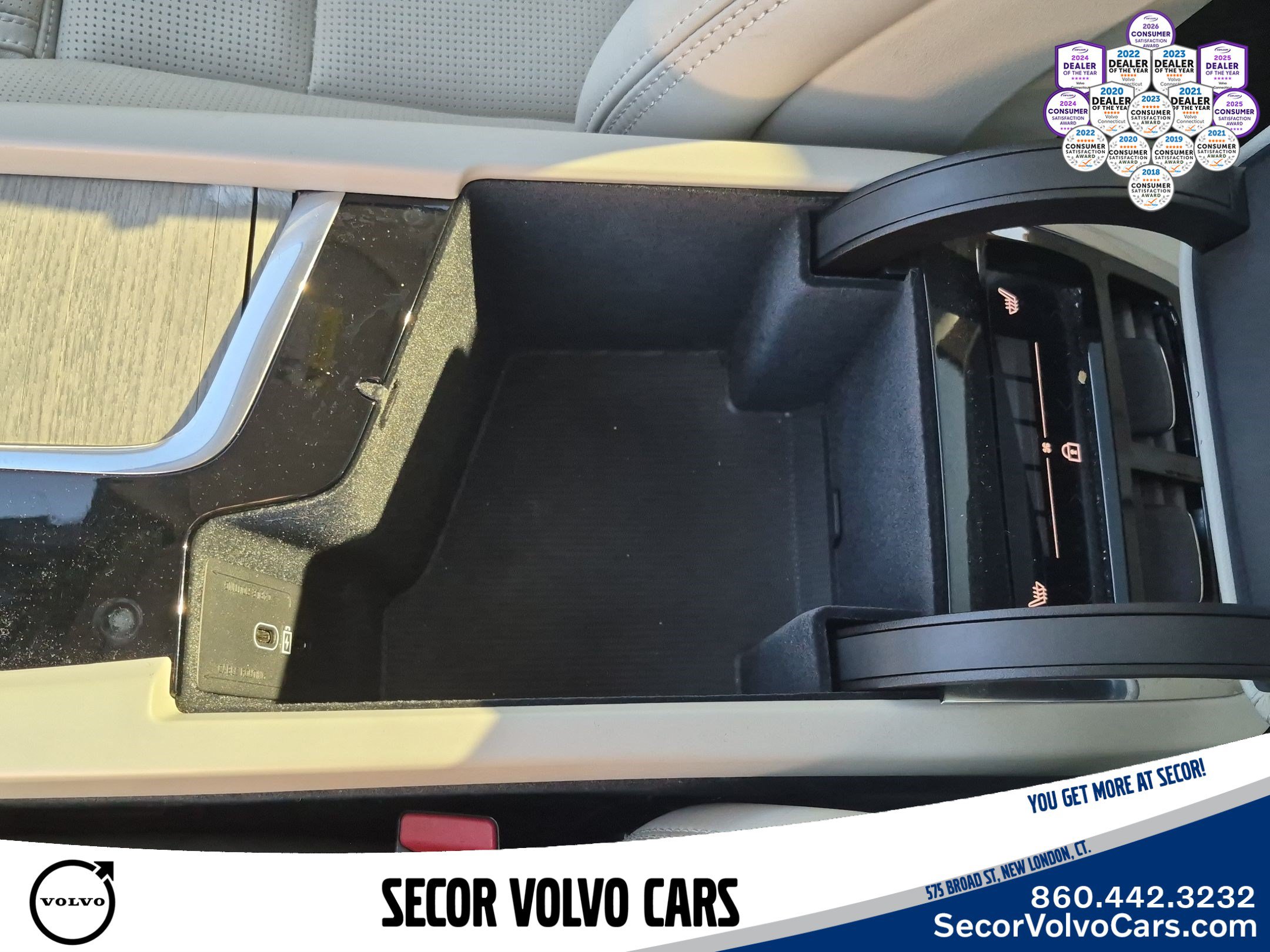 Used 2022 Volvo XC60 B5 Inscription w/ Advanced Package AWD/4WD image 15