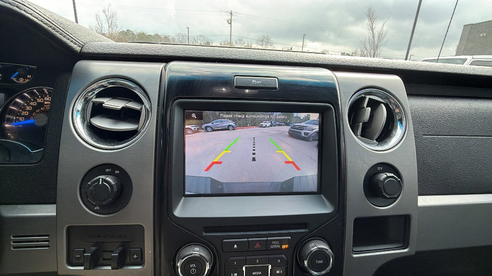 Used 2014 Ford F150 Limited image 35