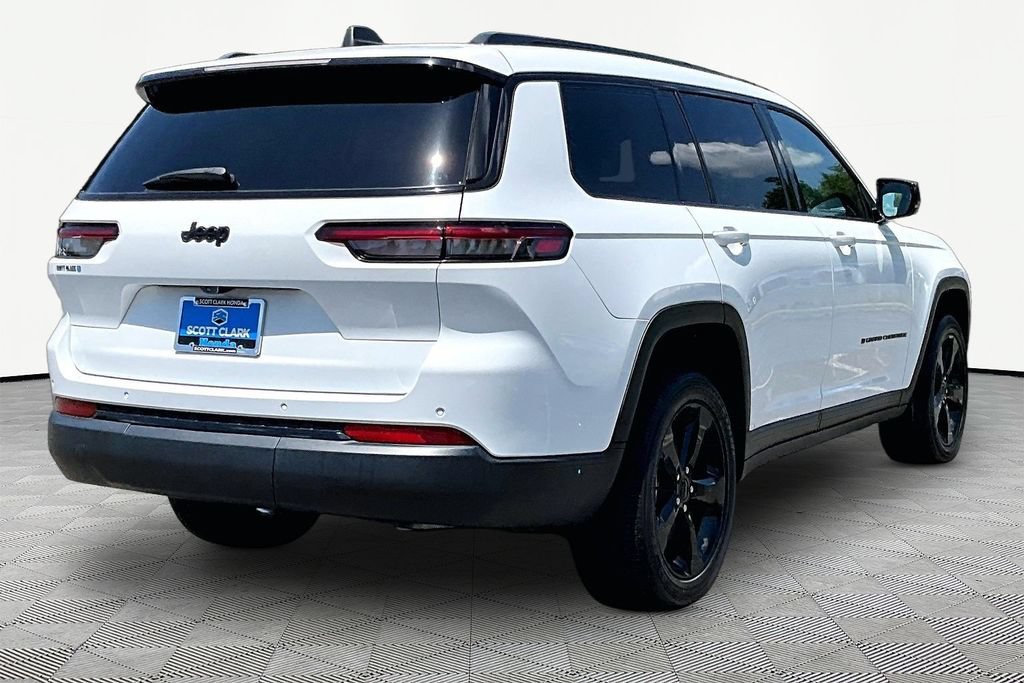 Used 2023 Jeep Grand Cherokee L Laredo RWD image 6