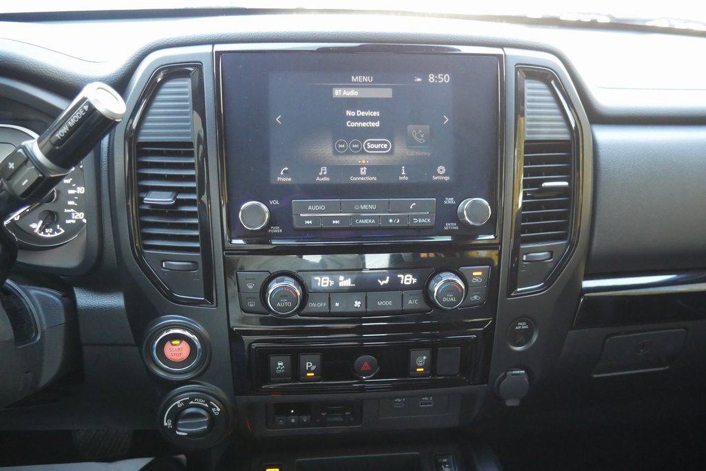 Used 2023 Nissan Titan SV w/ SV Convenience Package image 16