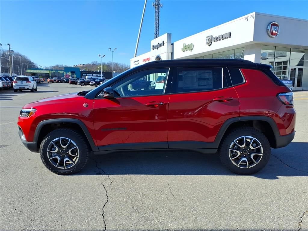 New 2026 Jeep Compass Trailhawk image 7