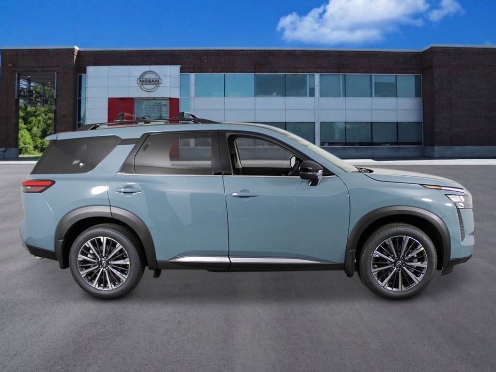 New 2026 Nissan Pathfinder Platinum FWD image 6