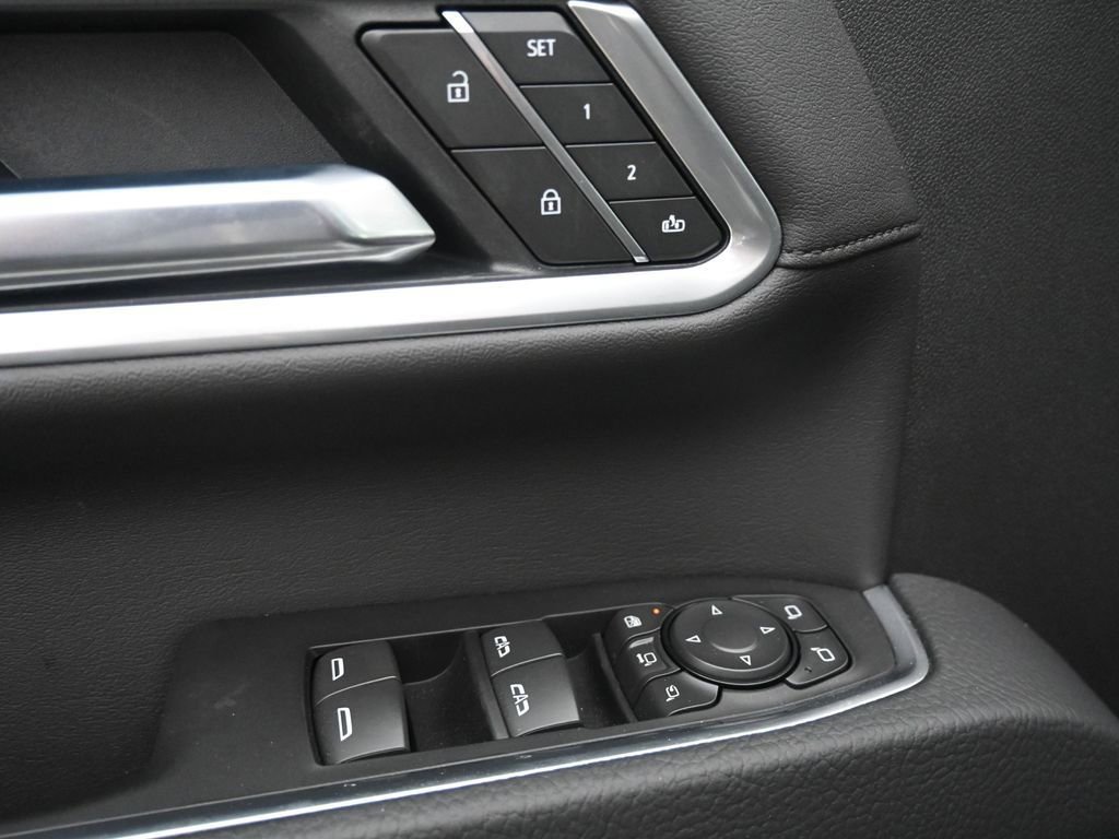 Used 2025 GMC Sierra 2500 Denali w/ Denali Reserve Package image 26