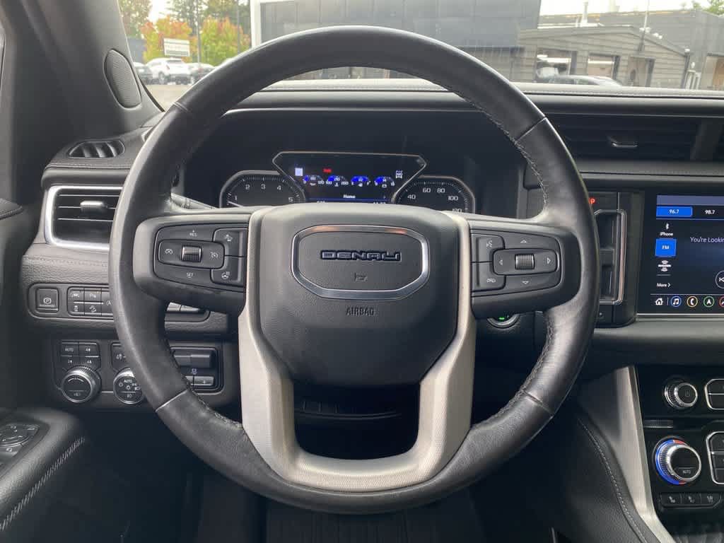 Used 2021 GMC Yukon Denali w/ Advanced Technology Package AWD/4WD image 18
