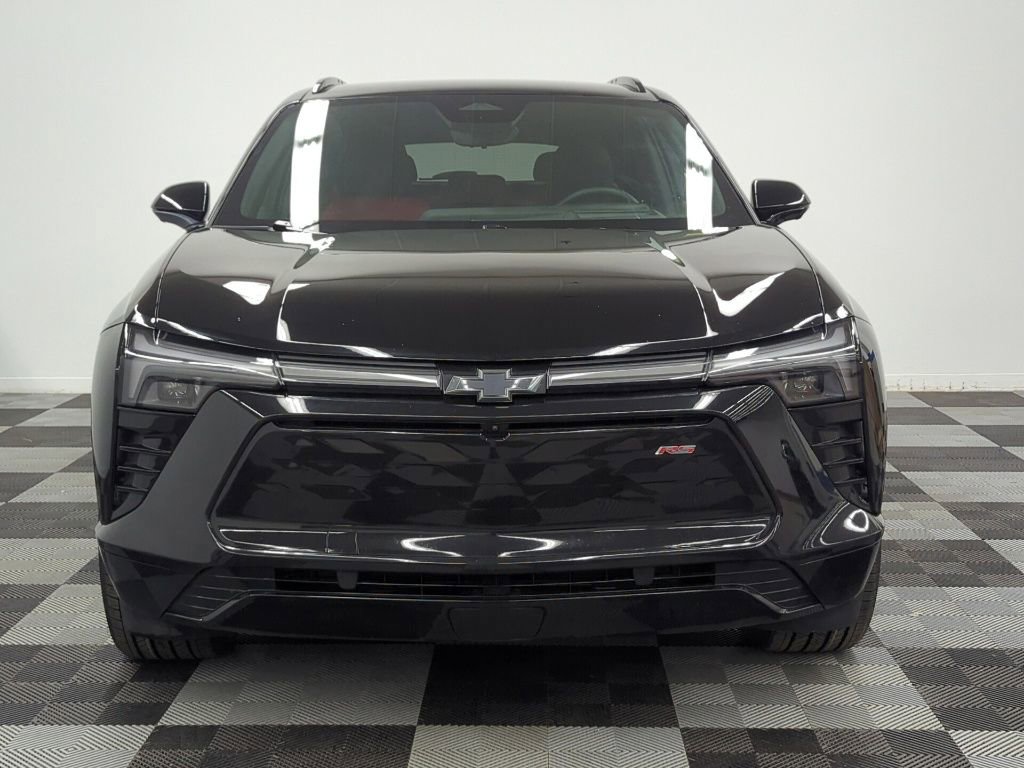 Used 2024 Chevrolet Blazer EV RS AWD/4WD image 2