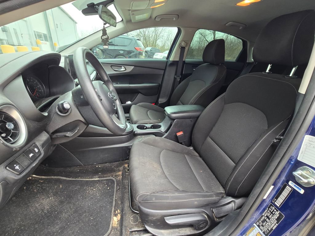 Used 2021 Kia Forte LXS image 14