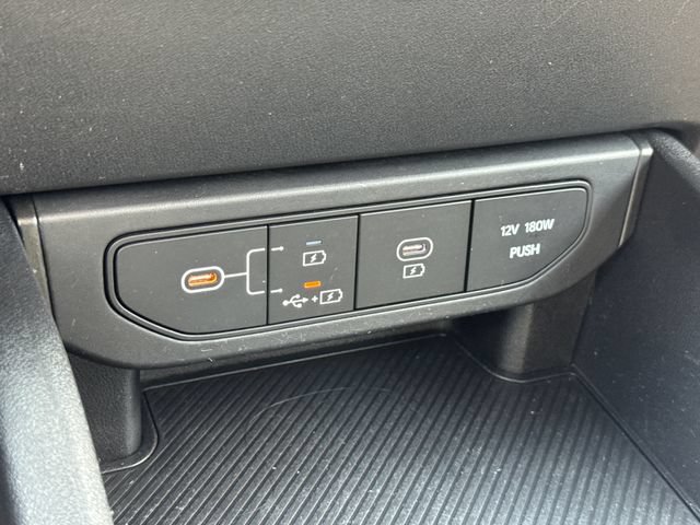 Used 2025 Kia K4 FWD image 28