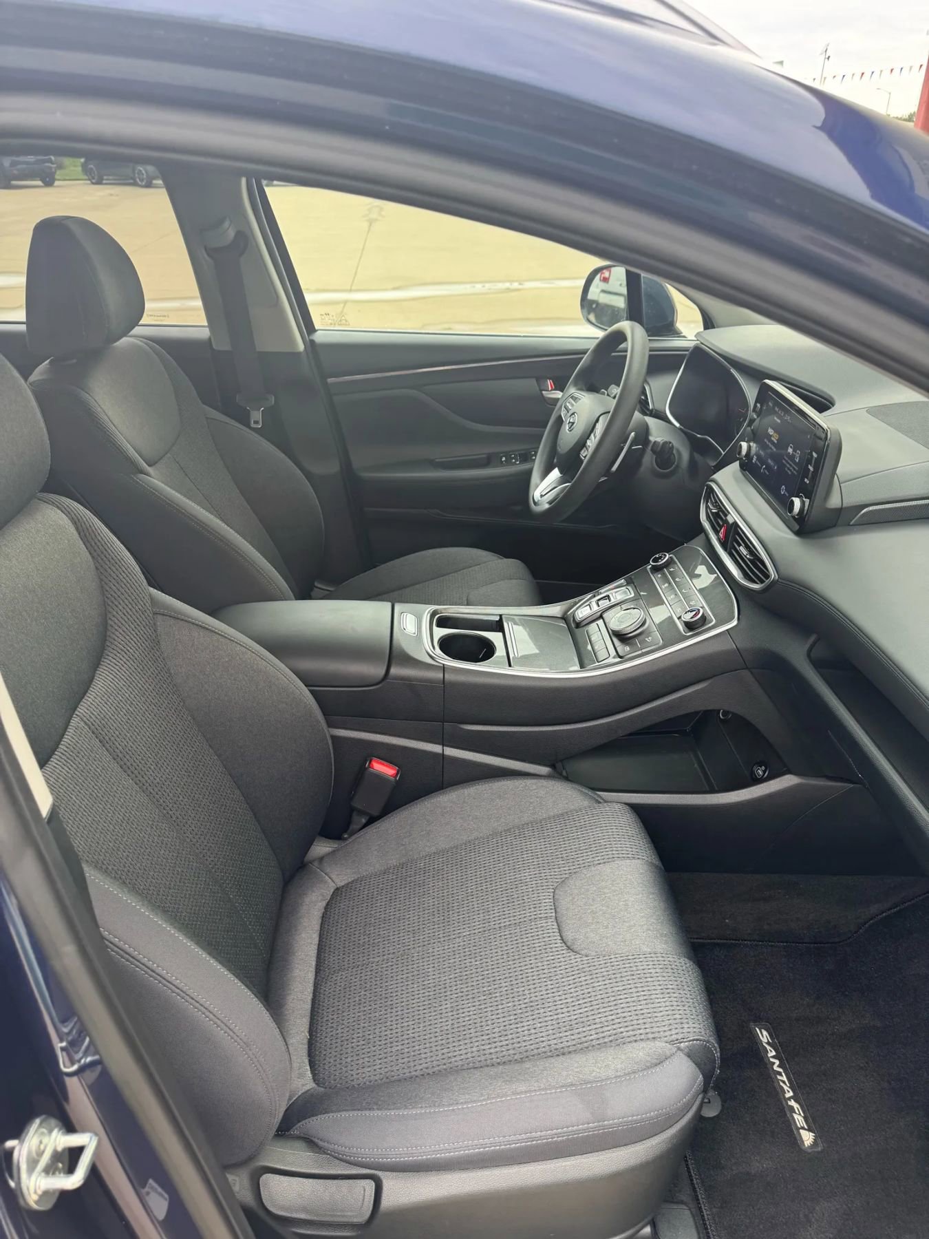 Used 2022 Hyundai Santa Fe SEL w/ Cargo Package image 18