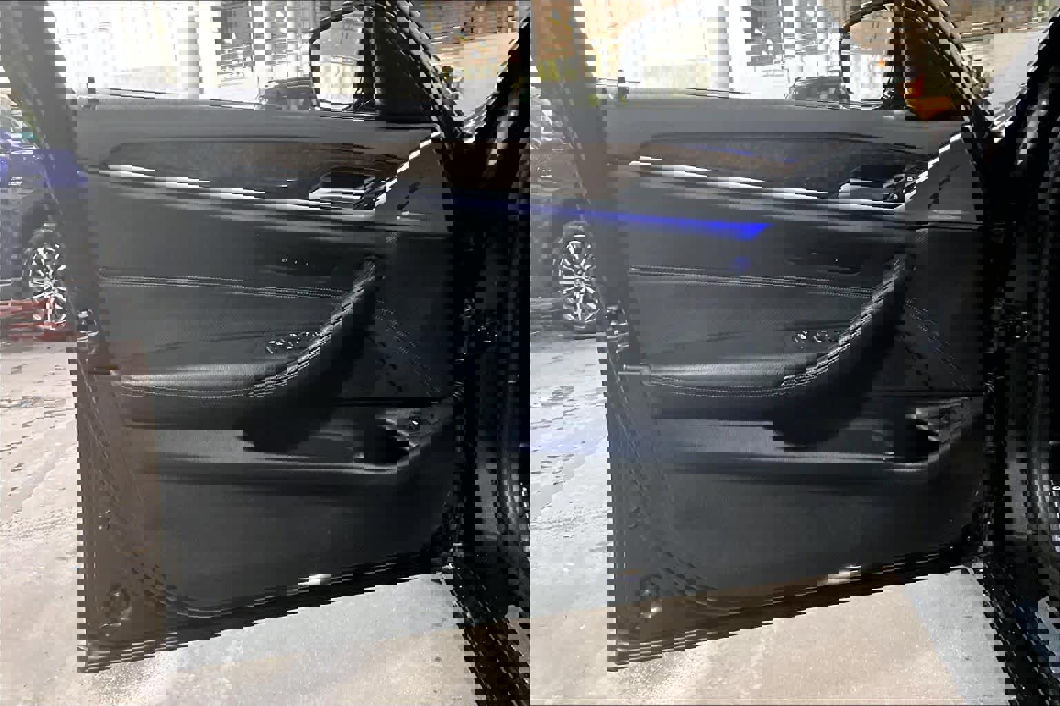 Used 2019 BMW 540i xDrive w/ Convenience Package image 21