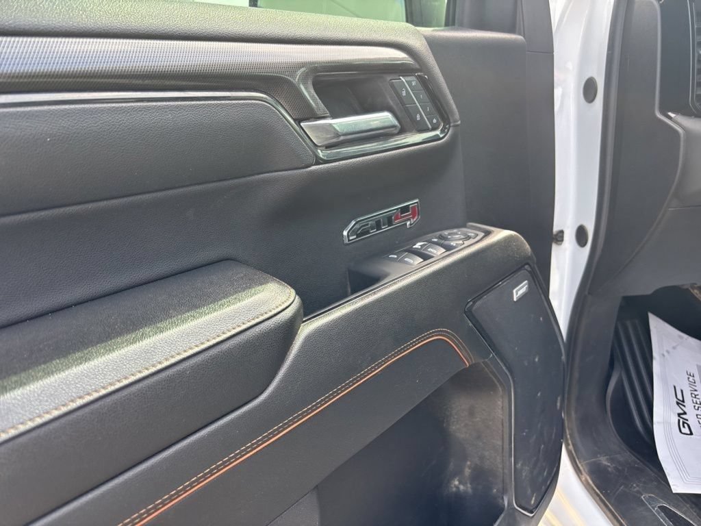 Used 2024 GMC Sierra 1500 AT4 w/ Technology Package AWD/4WD image 19
