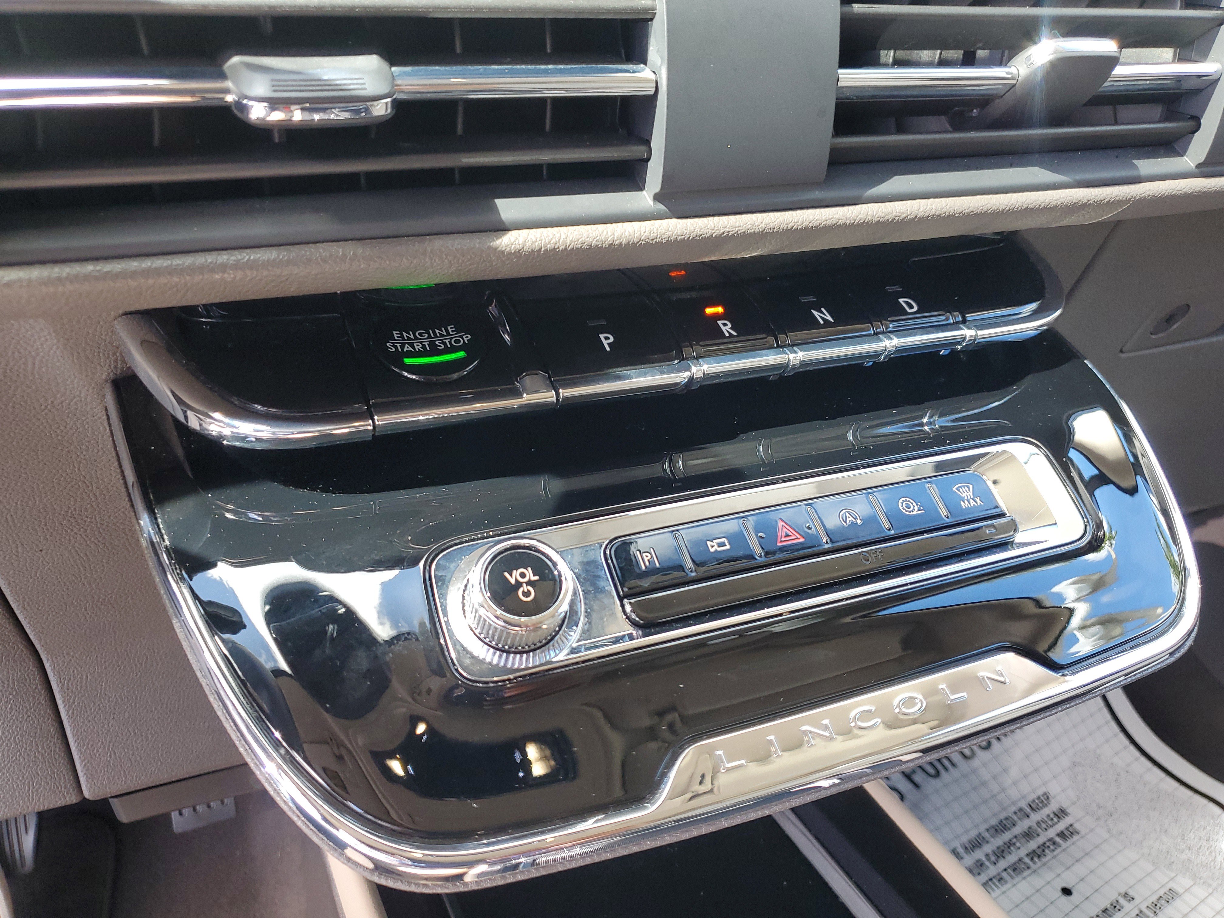 Certified 2024 Lincoln Corsair FWD image 23