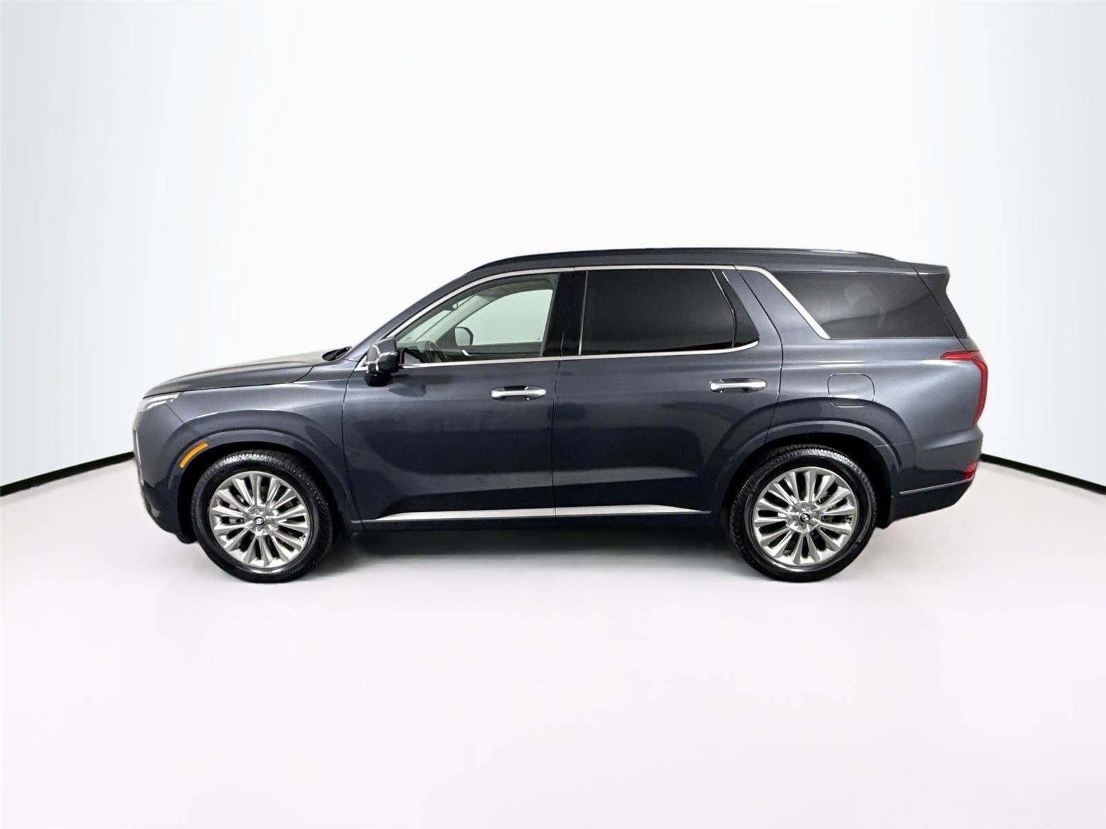 Used 2020 Hyundai Palisade Limited FWD image 14