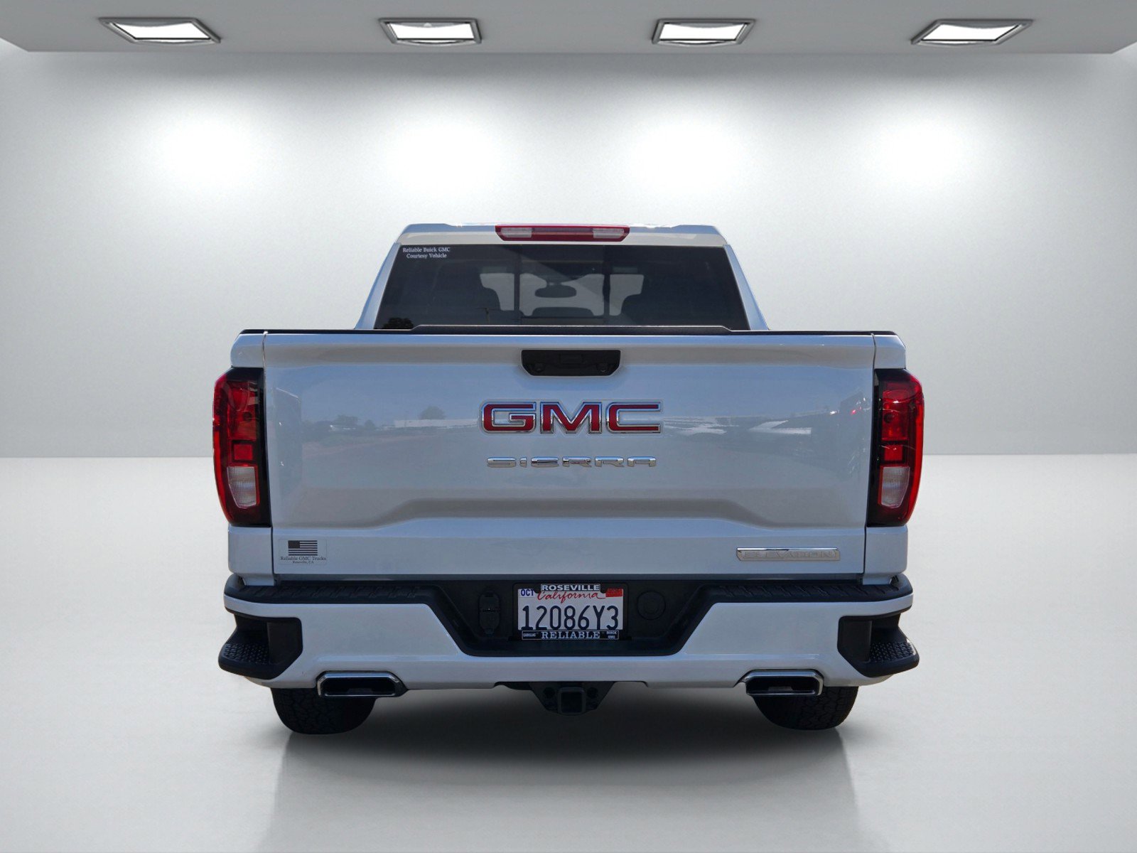Used 2026 GMC Sierra 1500 Elevation w/ Preferred Package AWD/4WD image 5