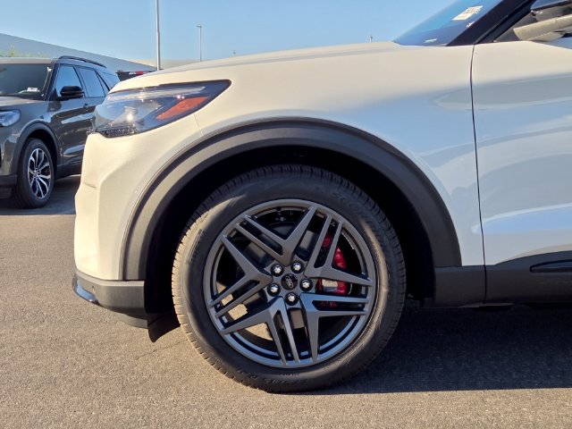 New 2026 Ford Explorer ST w/ Sun And Sound Package AWD/4WD image 5