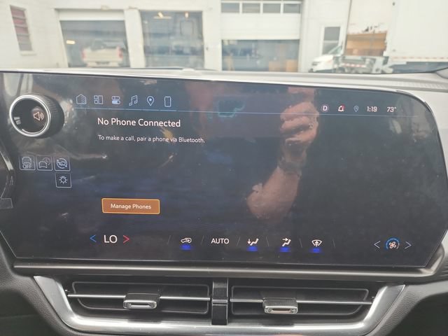 Used 2026 Chevrolet Equinox EV LT FWD image 18