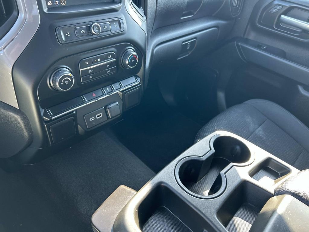 Used 2022 Chevrolet Silverado 2500 Custom image 27