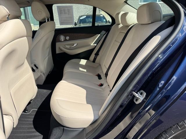 Used 2020 Mercedes-Benz E 350 4MATIC Sedan image 12
