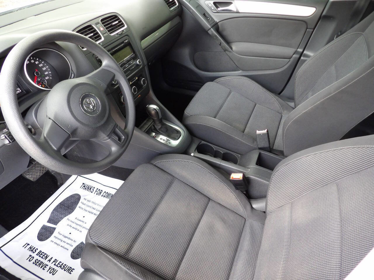 Used 2011 Volkswagen Golf 4-Door image 14