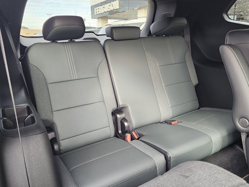 New 2026 GMC Acadia AT4 w/ Super Cruise Package image 50