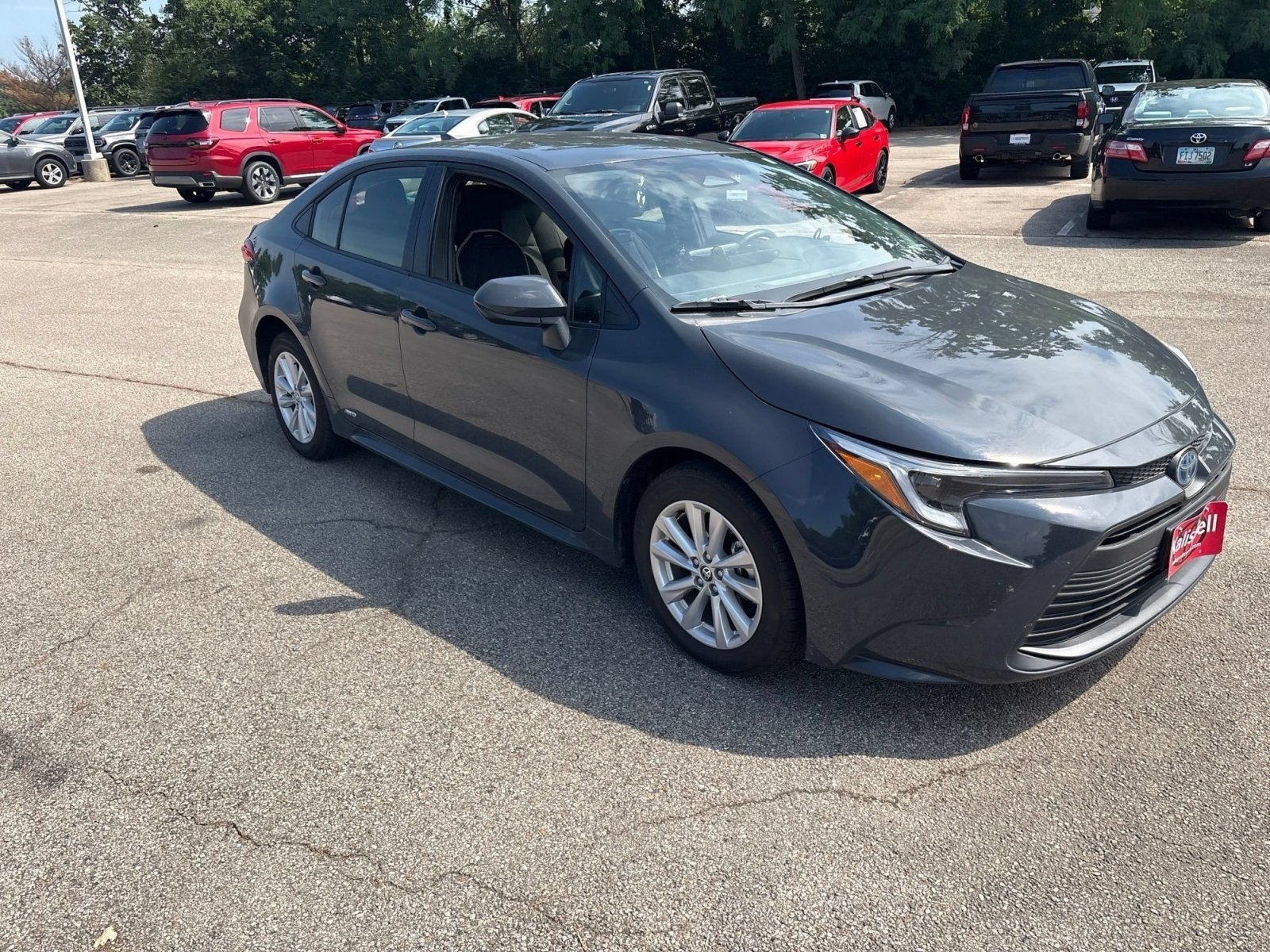 Used 2025 Toyota Corolla LE w/ LE Premium Package AWD/4WD image 13