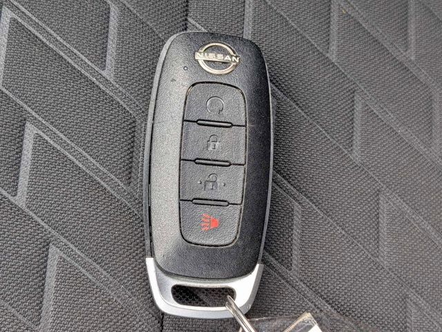 Used 2023 Nissan Kicks SV image 28