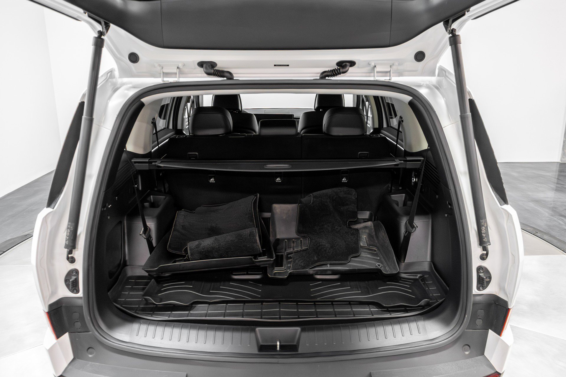 Used 2025 Hyundai Santa Fe SEL image 42