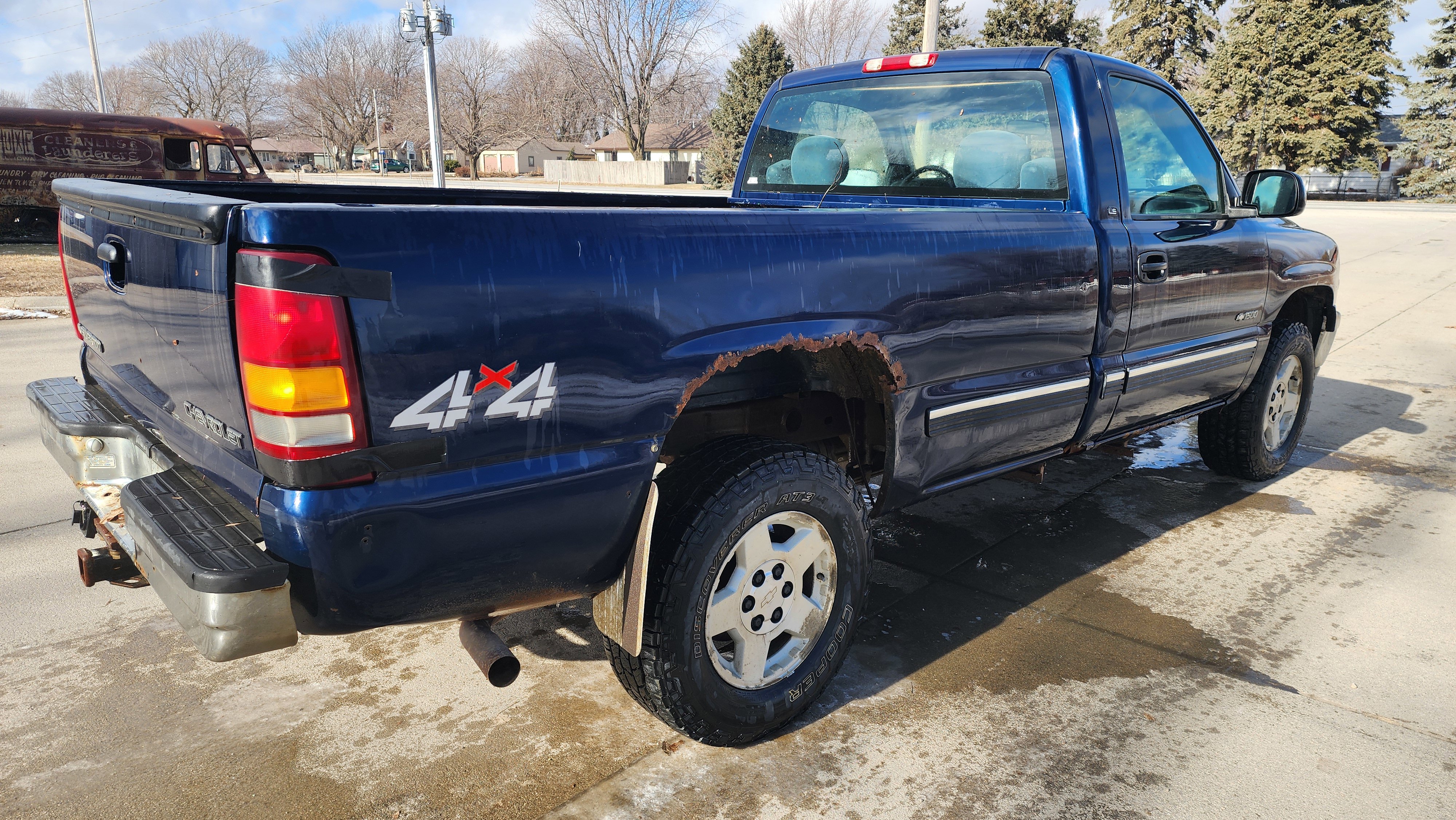 Used 1999 Chevrolet Silverado 1500 LS image 4