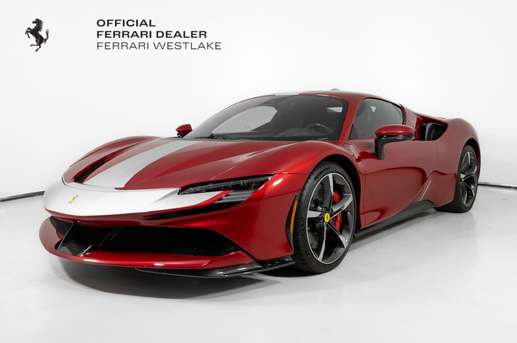 Used 2023 Ferrari SF90 Stradale image 1