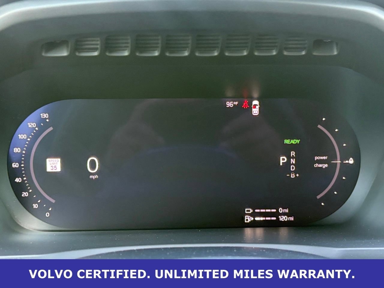 Certified 2025 Volvo XC90 T8 Ultra w/ Protection Package Premier AWD/4WD image 16