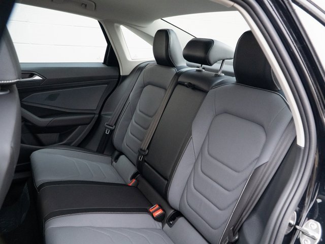 New 2026 Volkswagen Jetta SEL image 9