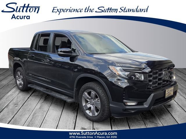 Used 2025 Honda Ridgeline TrailSport image 1