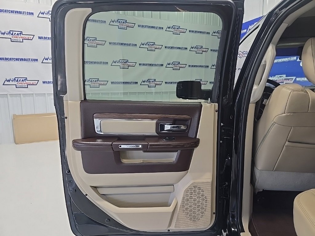 Used 2015 RAM 1500 Laramie w/ Convenience Group image 20