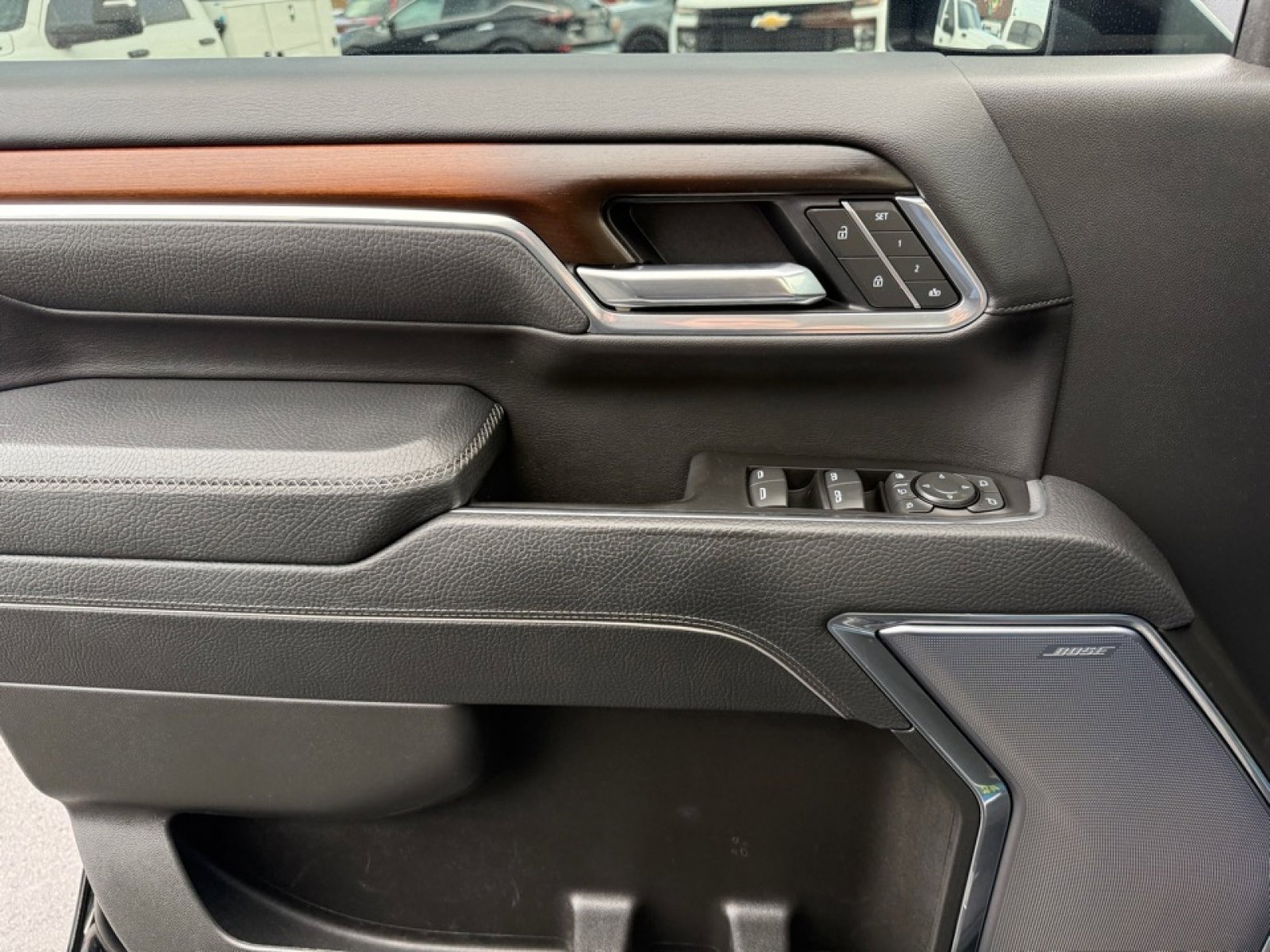 Used 2025 GMC Sierra 2500 Denali w/ Technology Package image 37