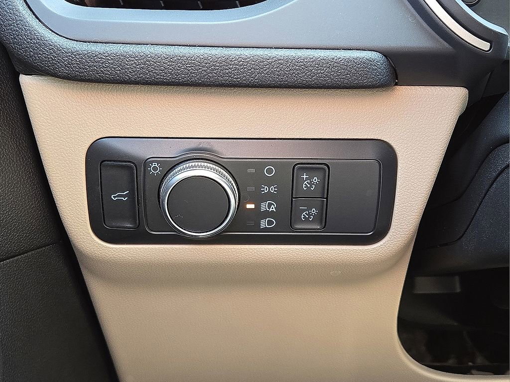 Used 2022 Ford Escape SE w/ Convenience Package image 26