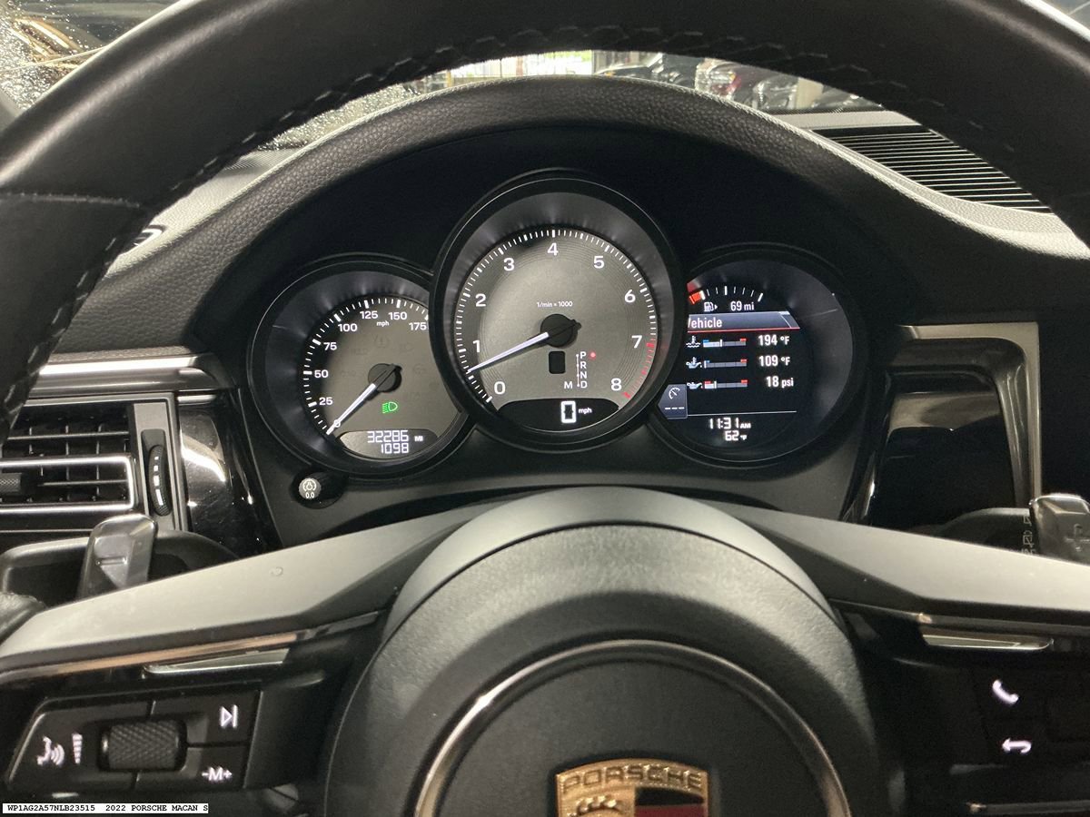 Used 2022 Porsche Macan S AWD/4WD image 8
