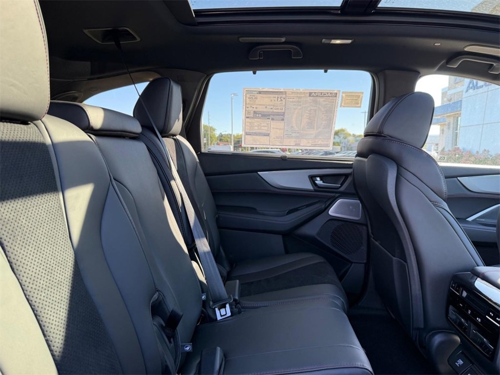 New 2026 Acura MDX A-Spec image 5
